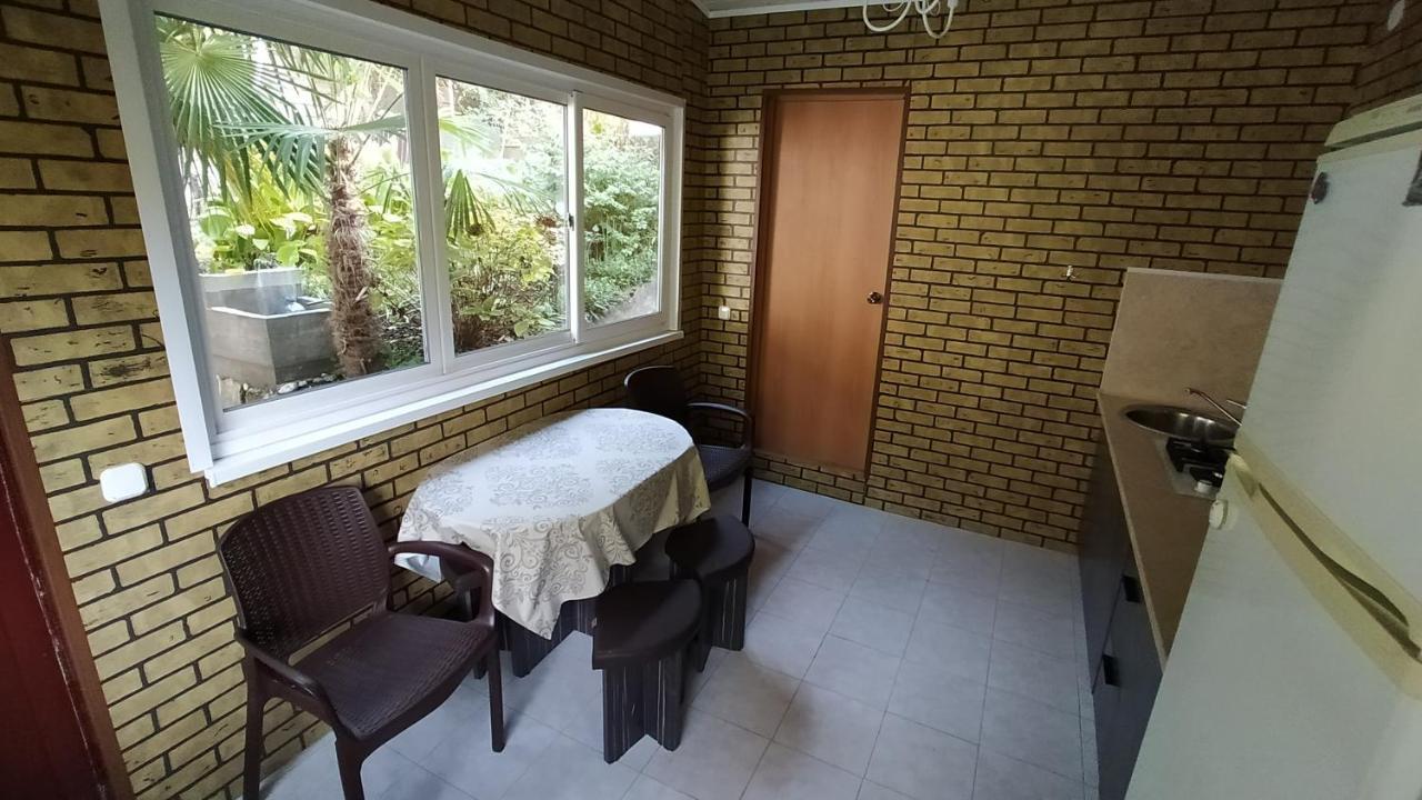 Tsikhierva Hotel Gagra Exterior foto